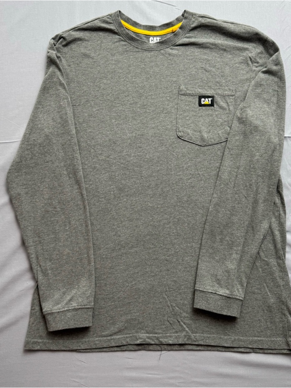 CAT Gray Logo Pocket Men's T-Shirt L Long Sleeve Crew Neck Knit Workwear